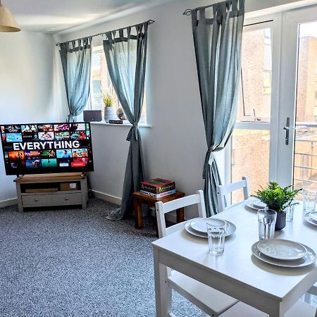 Simple 2-Bedroom 1.5 Bath Apartment In Thornhill Southampton Exteriér fotografie