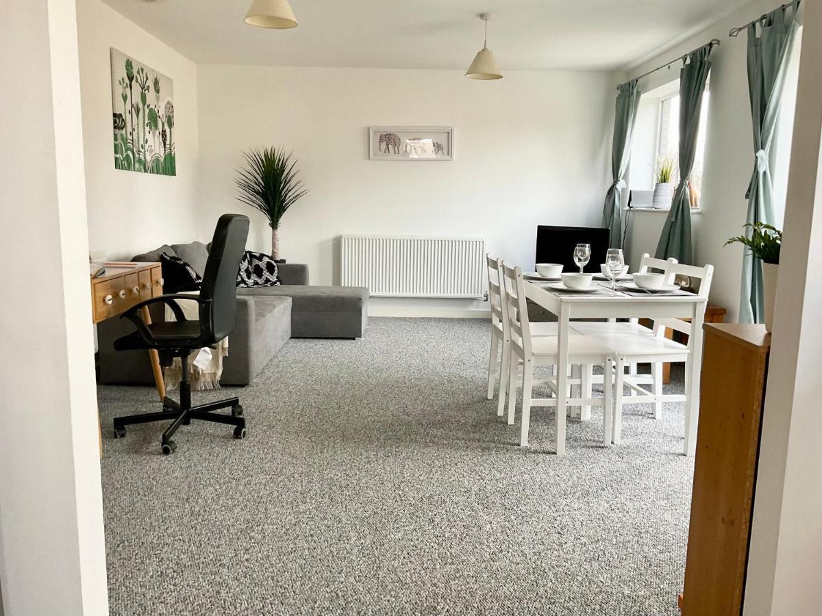 Simple 2-Bedroom 1.5 Bath Apartment In Thornhill Southampton Exteriér fotografie